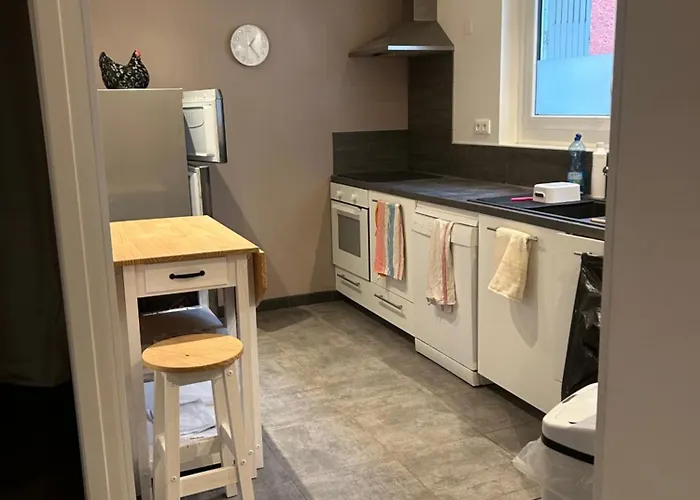 L De Cathy דירה *