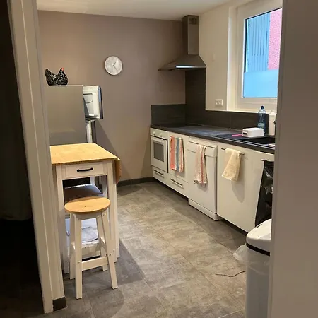 L De Cathy Apartment *